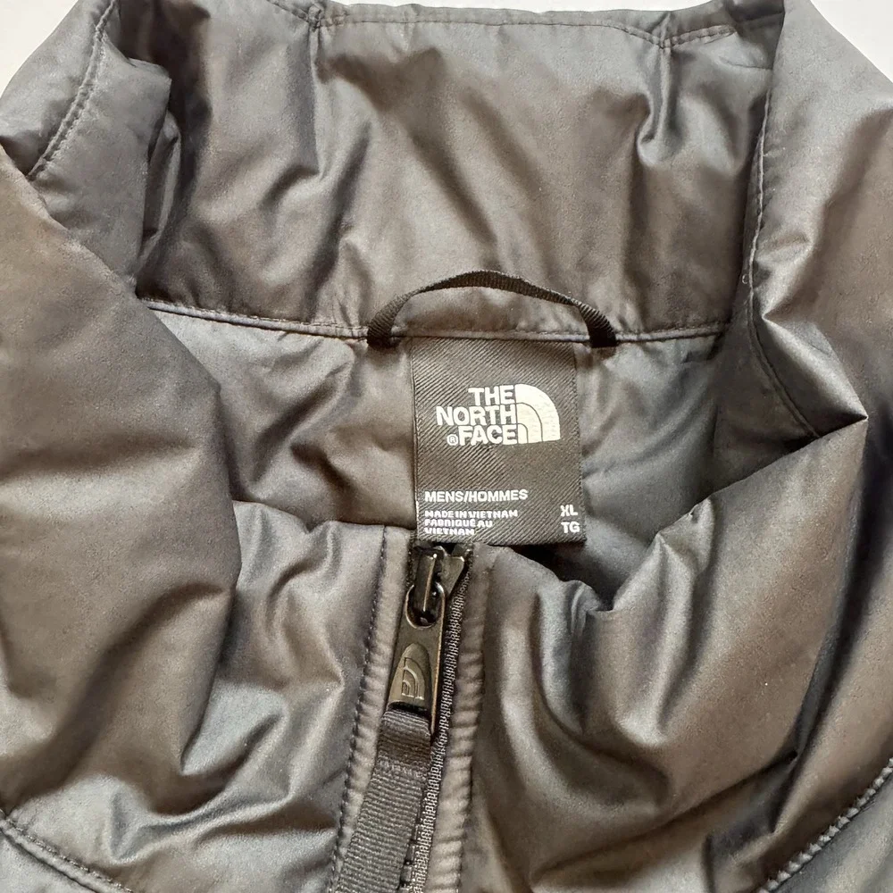 The North Face Everyday Insulated Jacket Mens XL Black Company Logo New